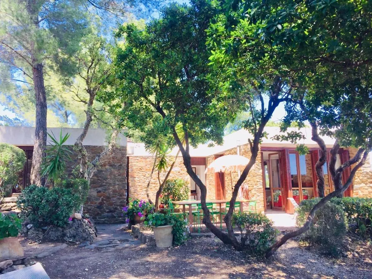 Gaou Benat, Village Des Fourches, Label Patrimoine Xxe Siecle Bormes-les-Mimosas